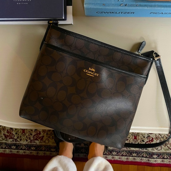 Coach crossbody bag - Picture 1 of 3